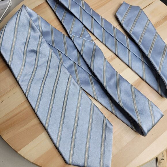 Boggi Other - Boggi Milano Made in Italy Tie Striped Blue Silver Gray 3.5" x 59.5